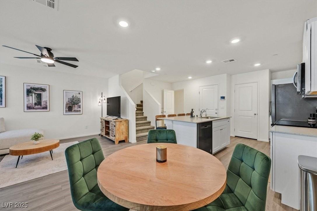 1906 Arietta Vista St - Photo 7 of 25