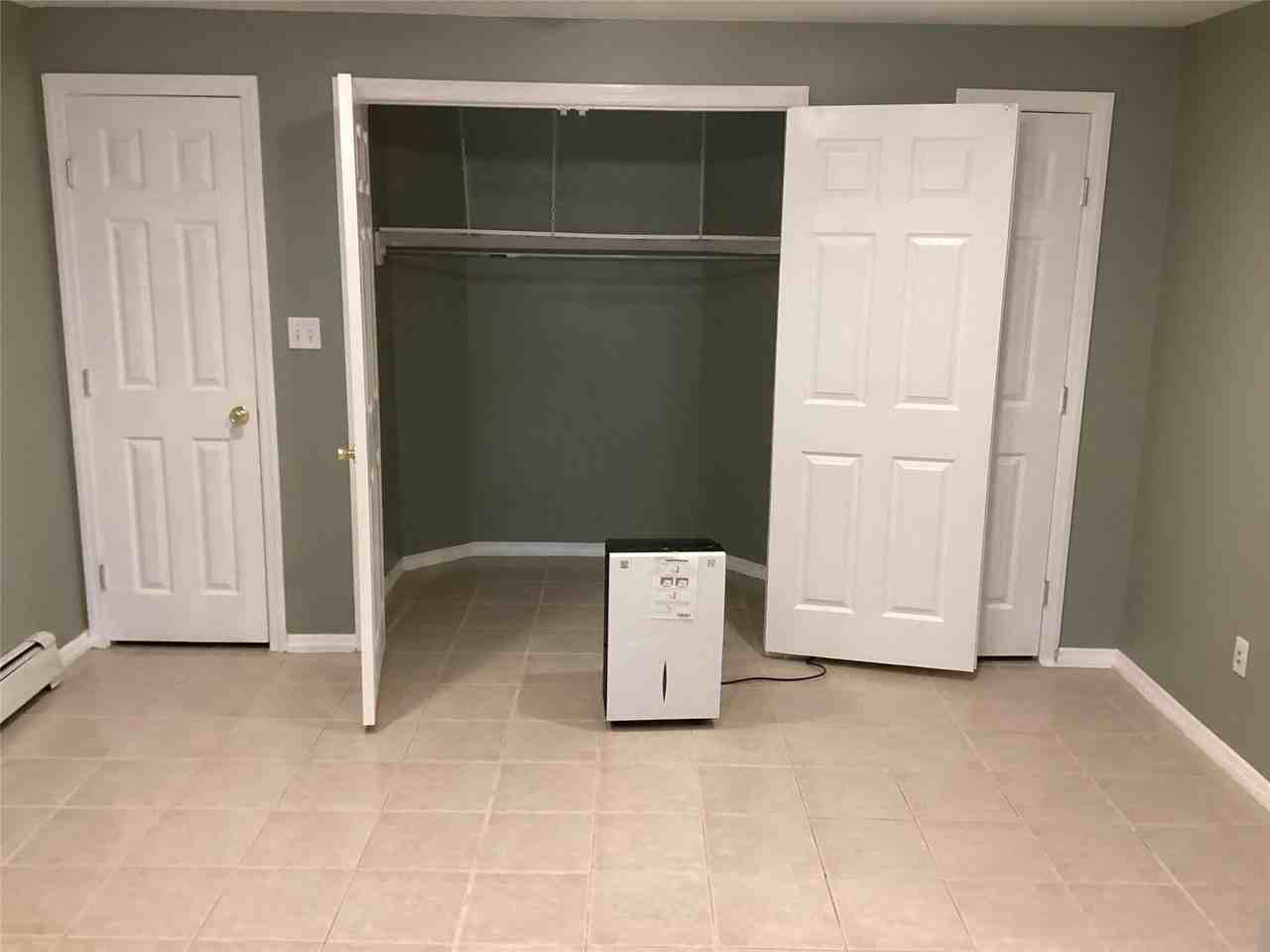 2 Debron Ct - Photo 6 of 7