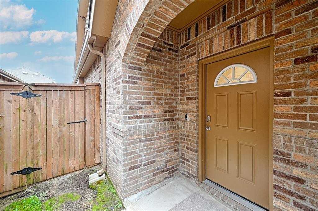 1966 Marble Ln - Photo 3 of 26