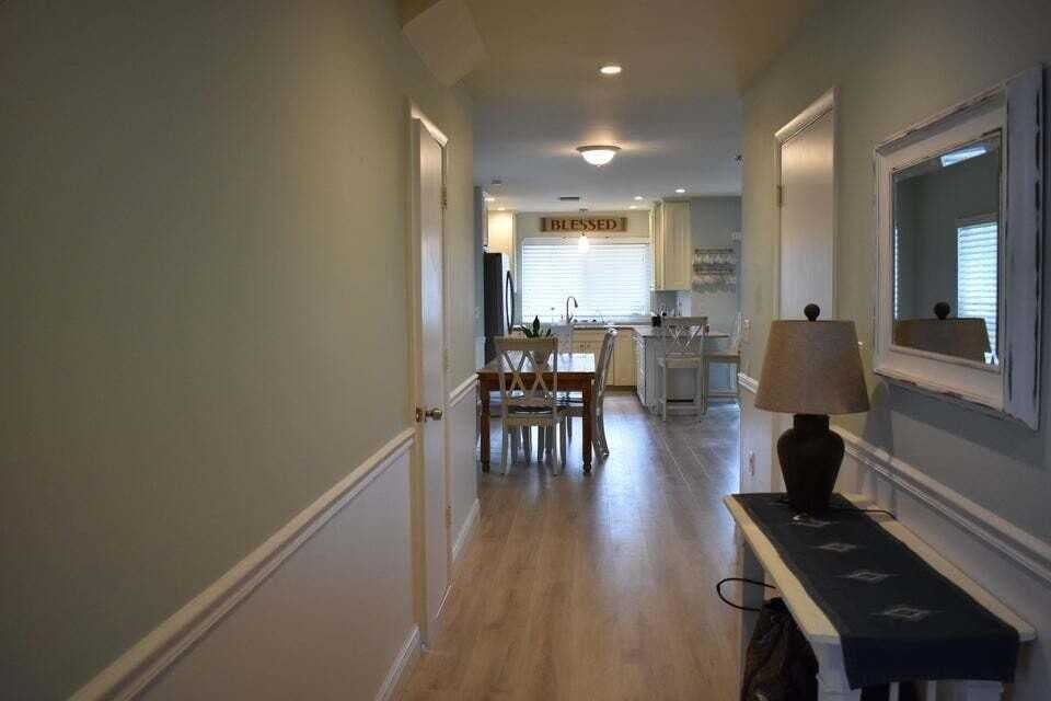 2300 Florida Blvd #D - Photo 2 of 18