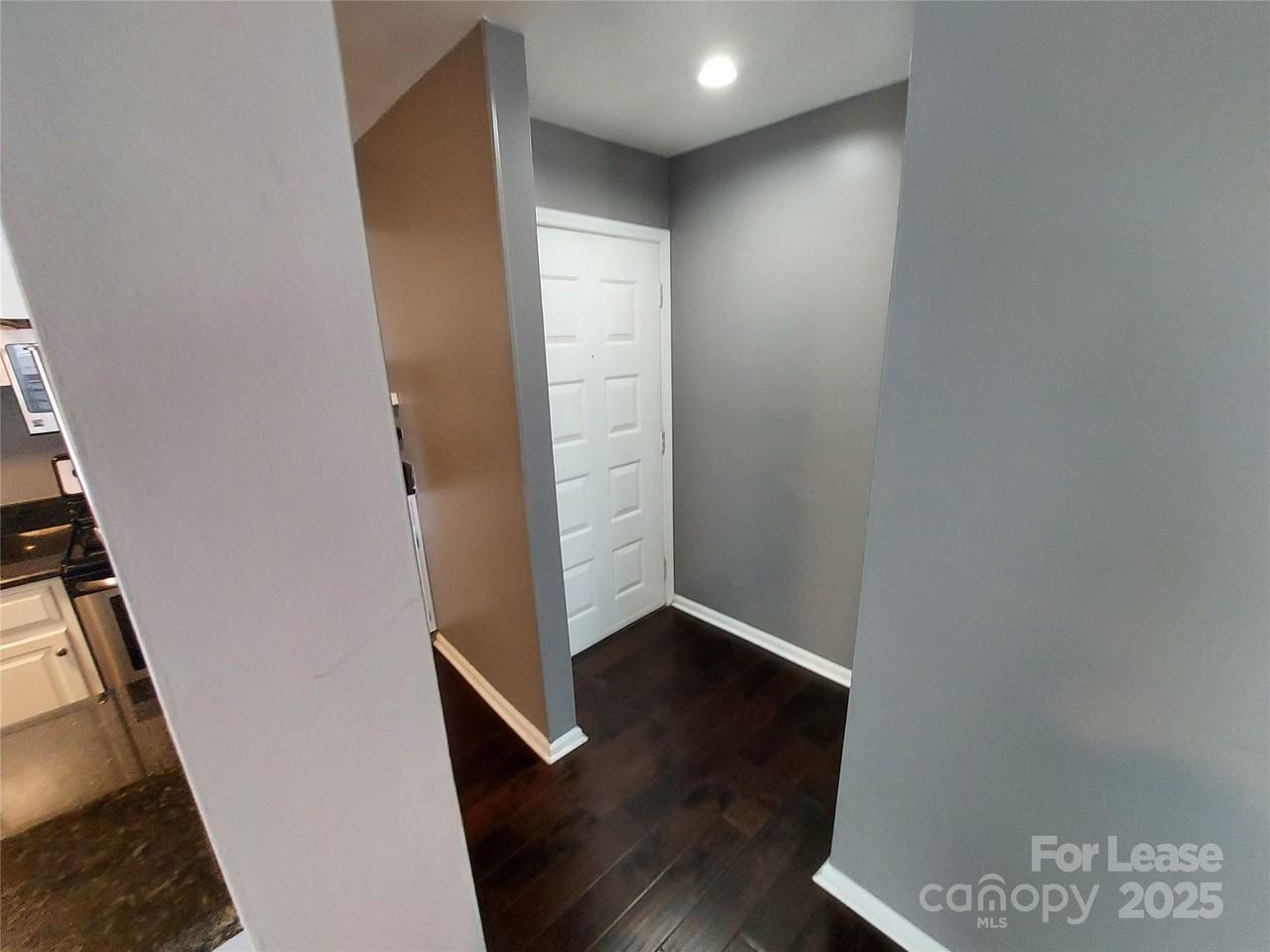 226 Queens Rd ##68 - Photo 3 of 35