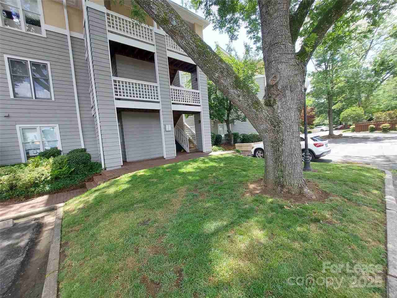 226 Queens Rd ##68 - Photo 6 of 35