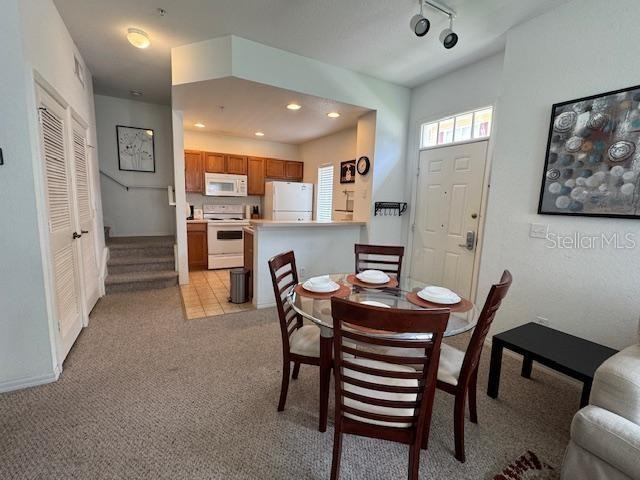 2614 Lodi Cir - Photo 3 of 26