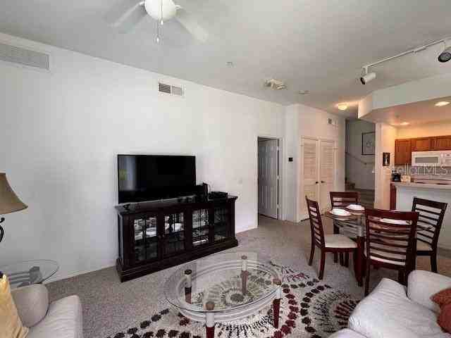 2614 Lodi Cir - Photo 4 of 26