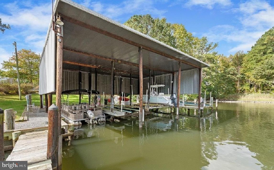 560 Twin Cove Ln - Photo 2 of 7