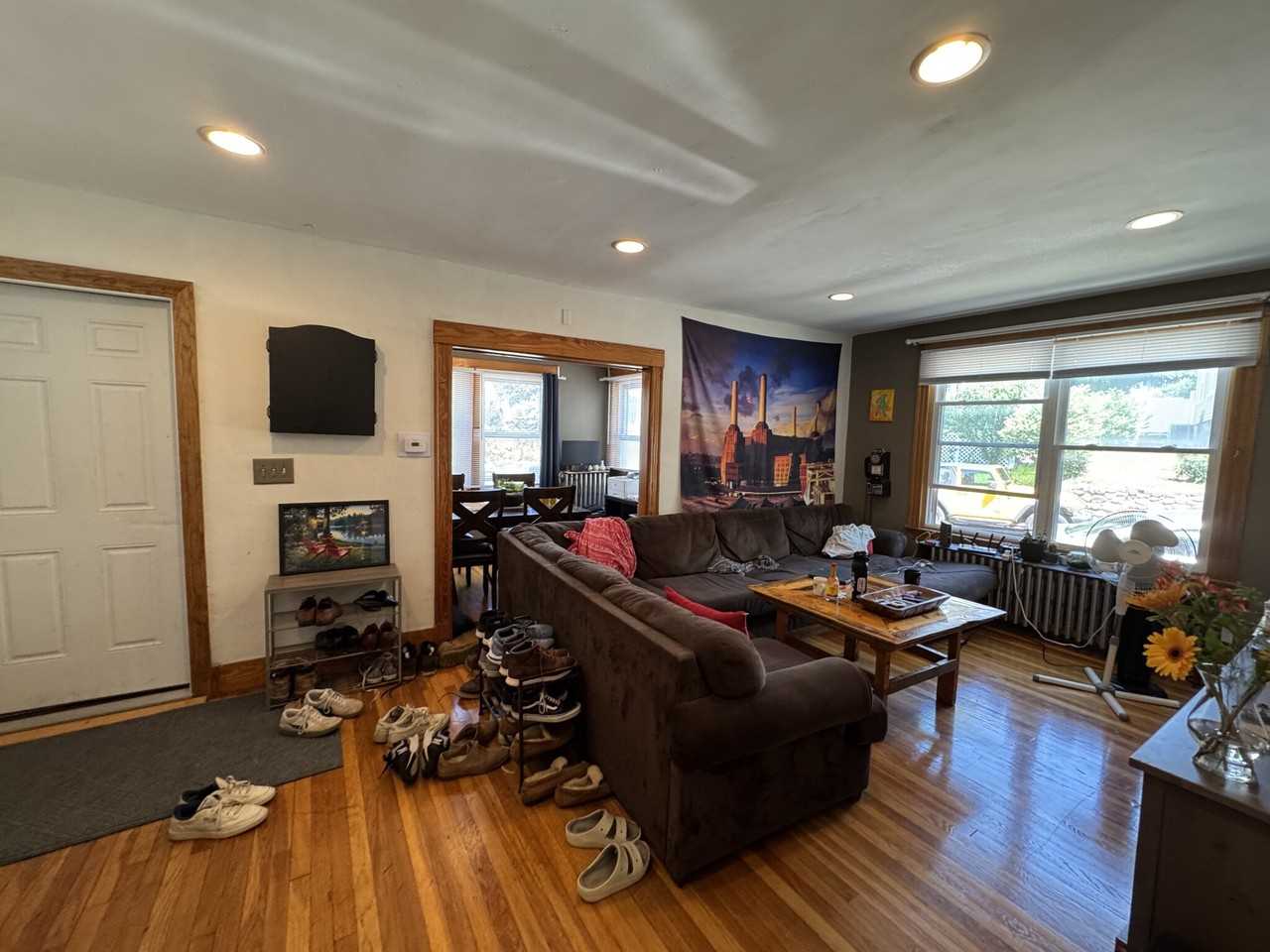 27 S Crescent Circuit #A - Photo 5 of 25