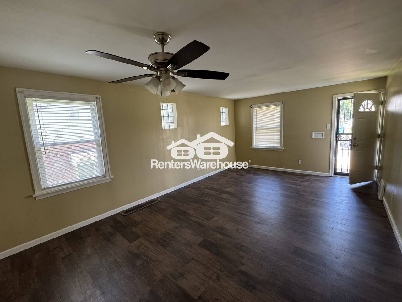 6032 Margaretta Ave - Photo 2 of 15