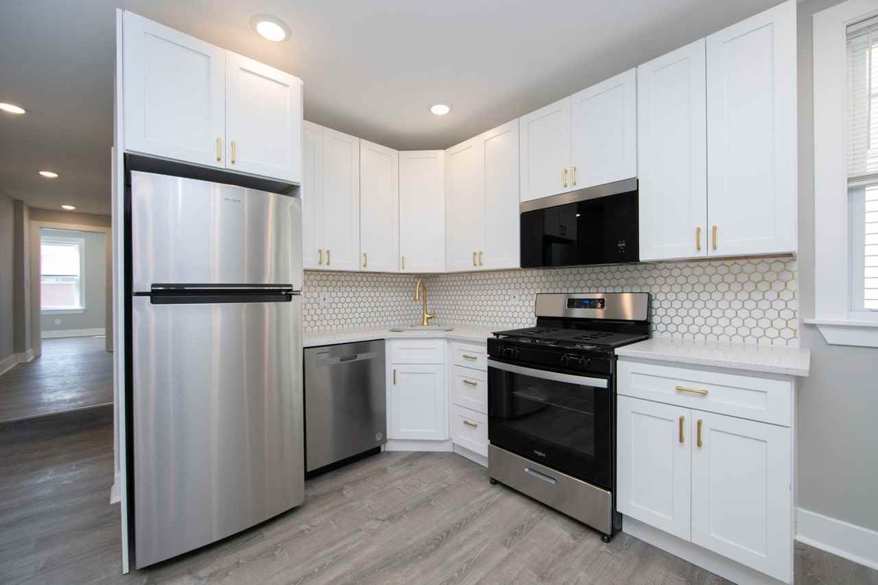 436 436 - 438 Broadway - #5 - Photo 4 of 9
