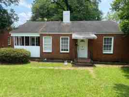 featured image of 2306 7th St