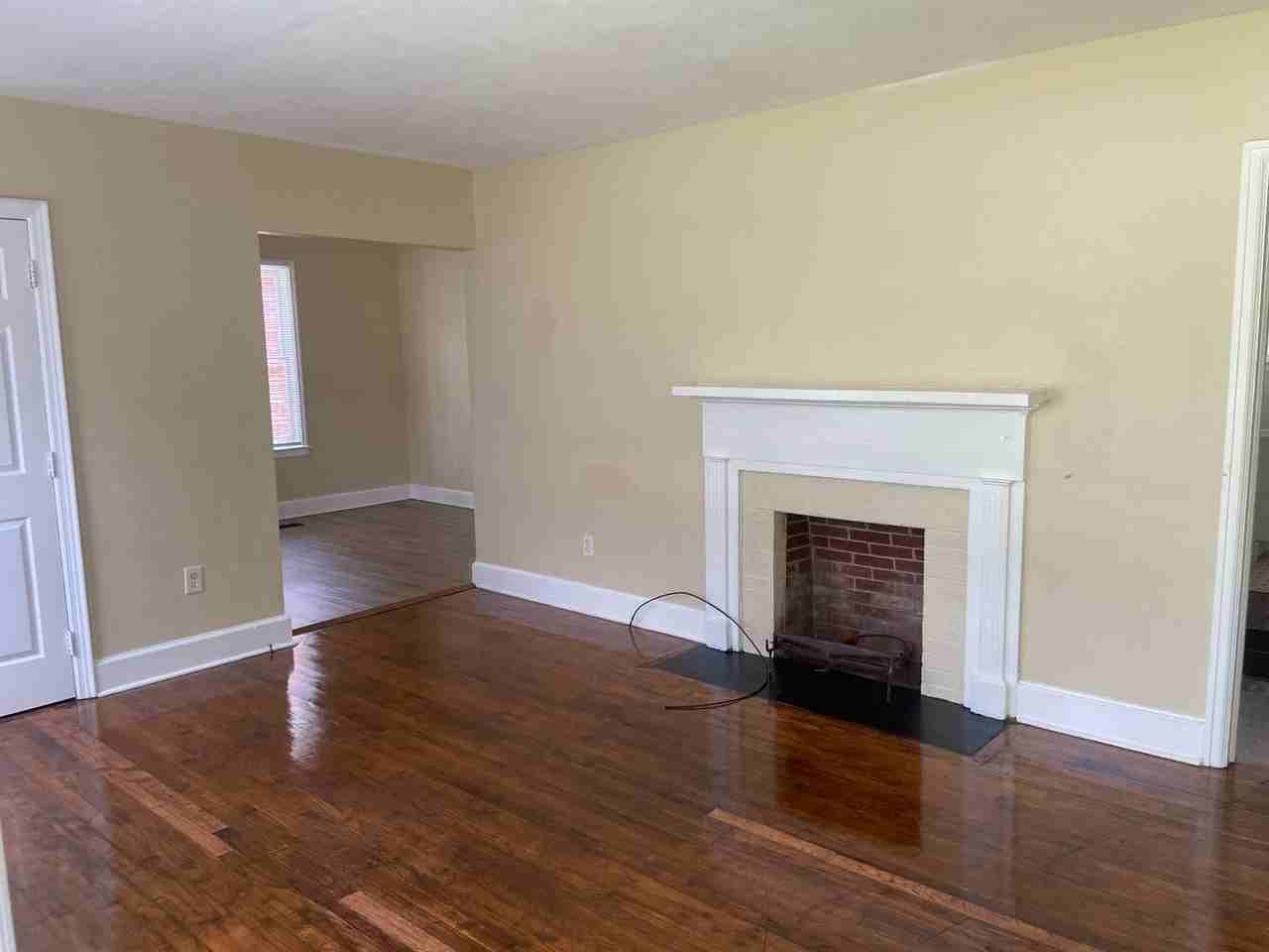 2306 7th St - Photo 2 of 15