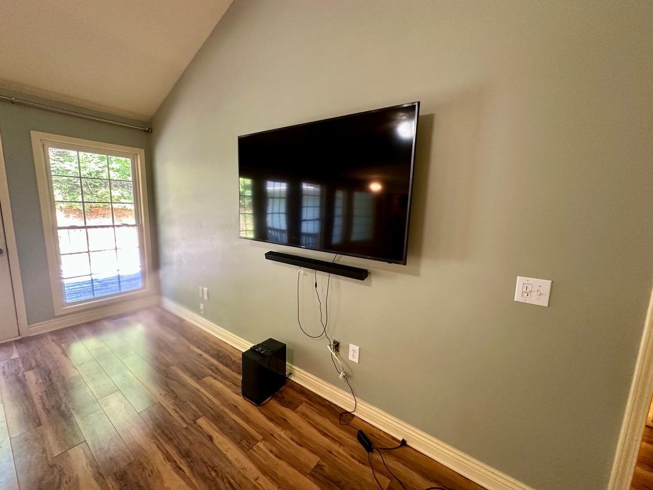 120 Pin Du Lac Dr - Photo 2 of 30