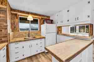 featured image of 52724 Altadena Dr