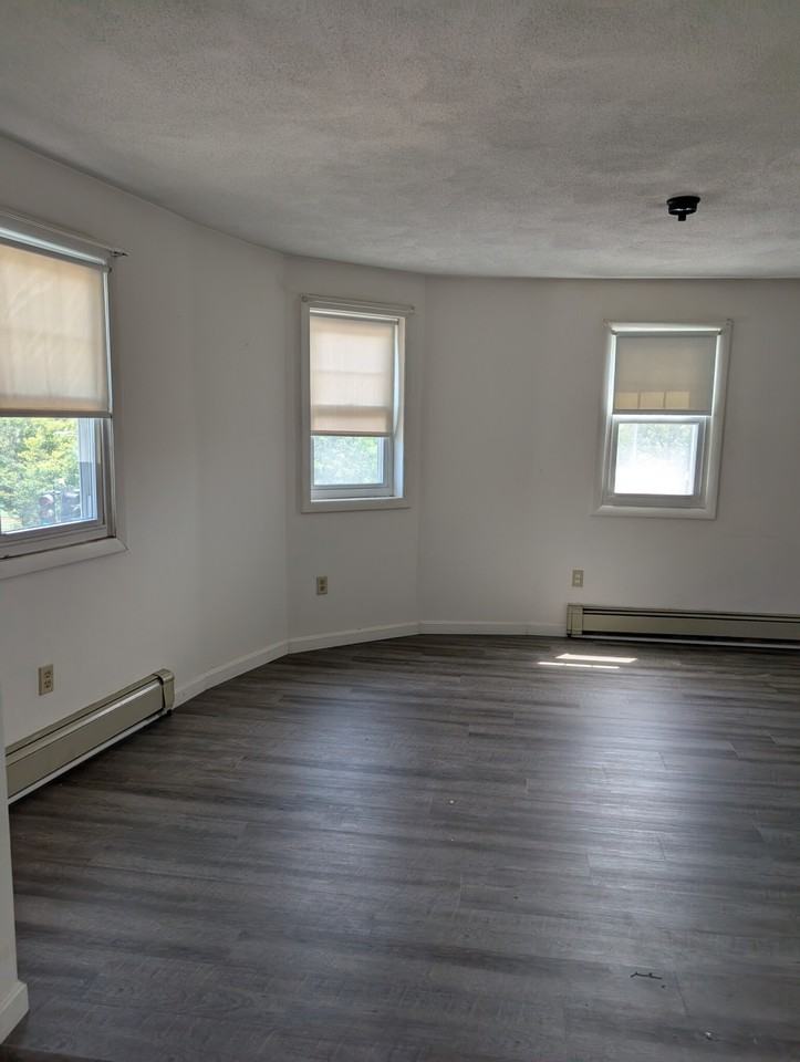 567 Somerville Ave #6 - Photo 4 of 7