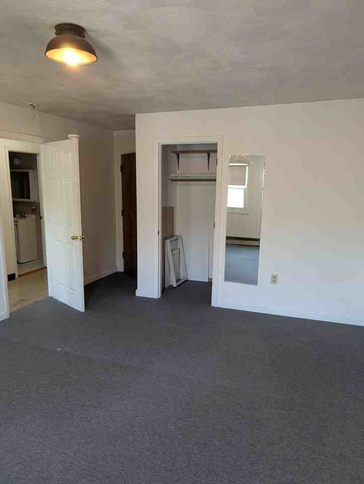 567 Somerville Ave #6 - Photo 6 of 7