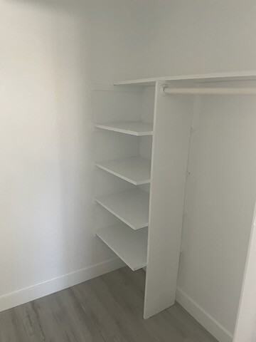 Garland - Photo 7 of 8