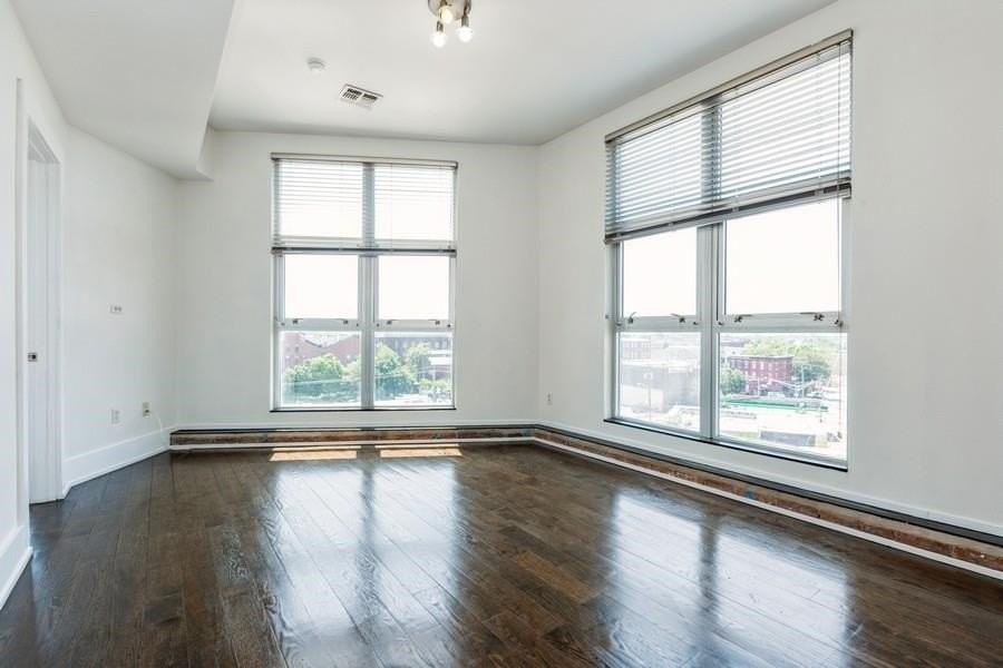 704 Grand St #12 - Photo 7 of 30