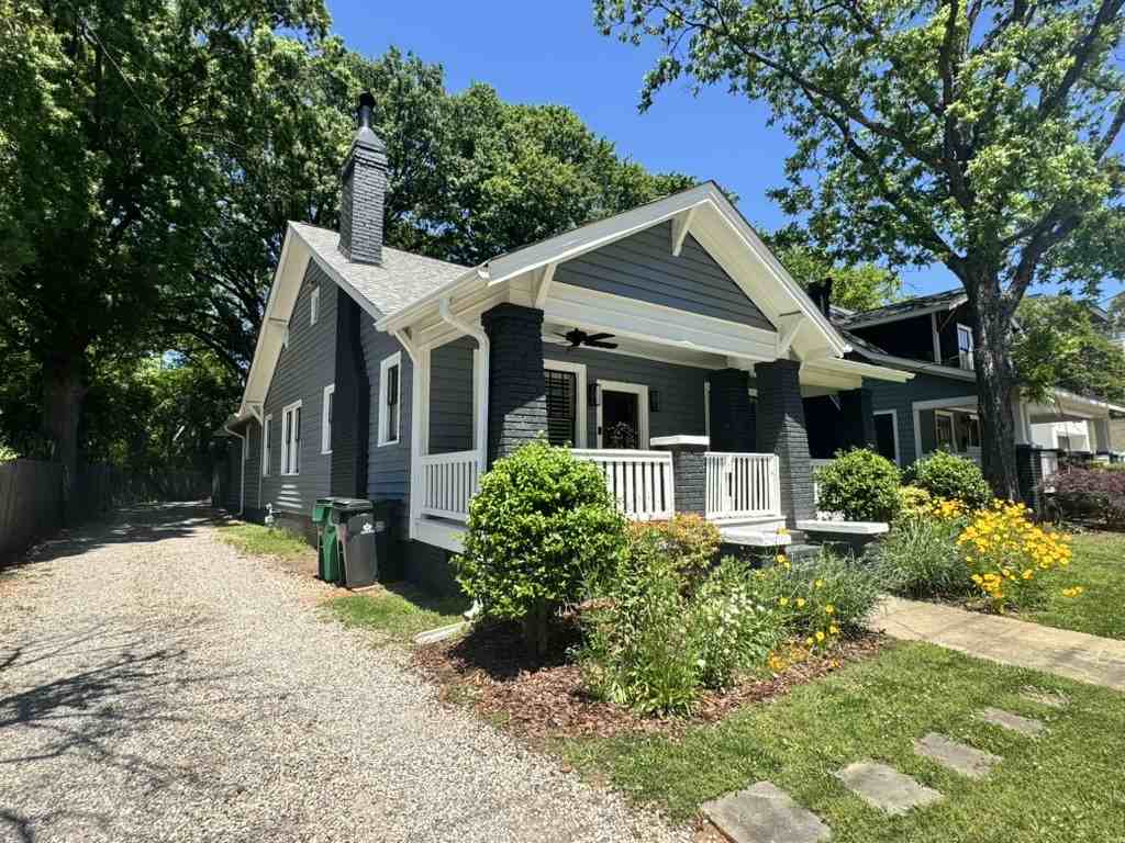 1630 South Tryon Street - Photo 2 of 13