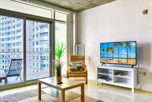 featured image of 3250 Northeast 1st Avenue