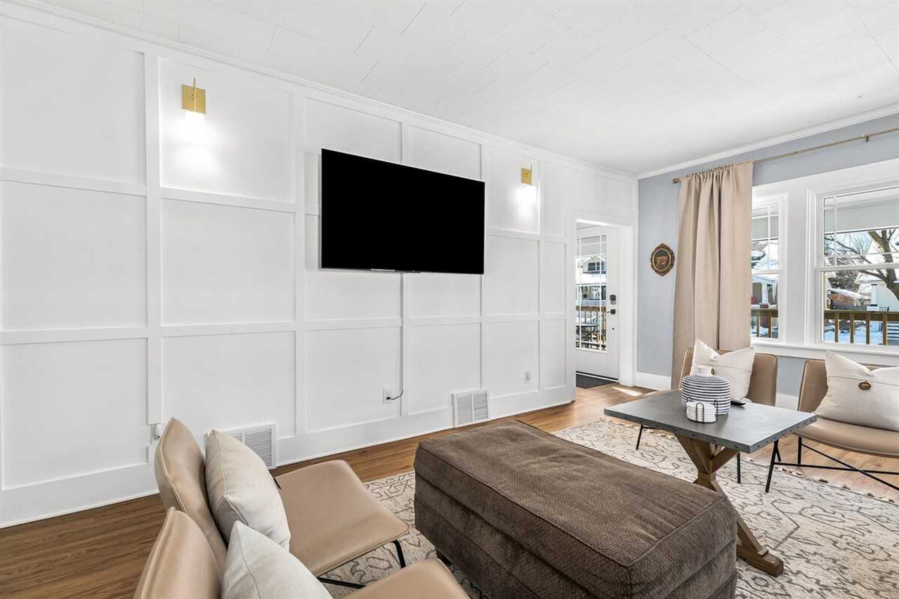 419 S Kenwood Ave #1032327P - Photo 4 of 47