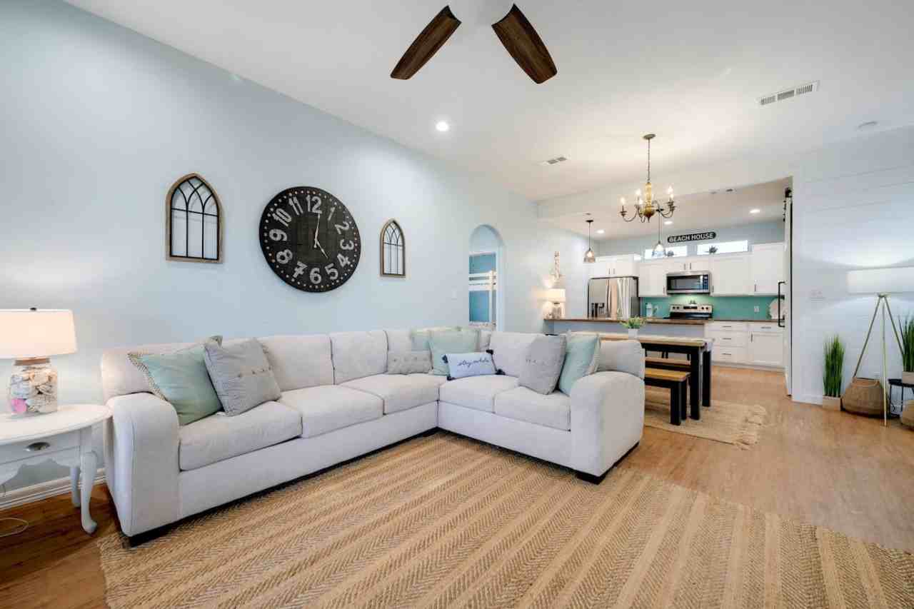 994 Dolly St #1223247P - Photo 3 of 50