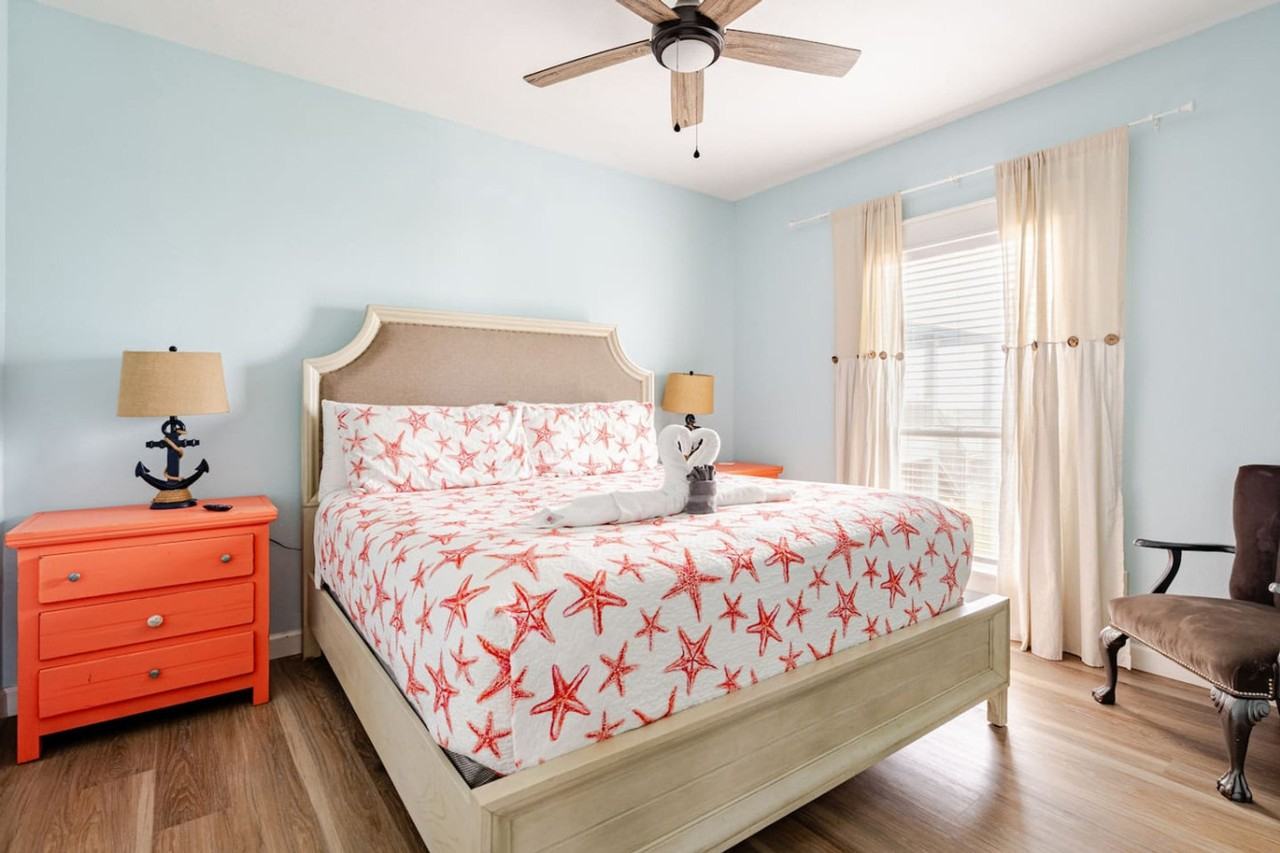 994 Dolly St #1223247P - Photo 4 of 50