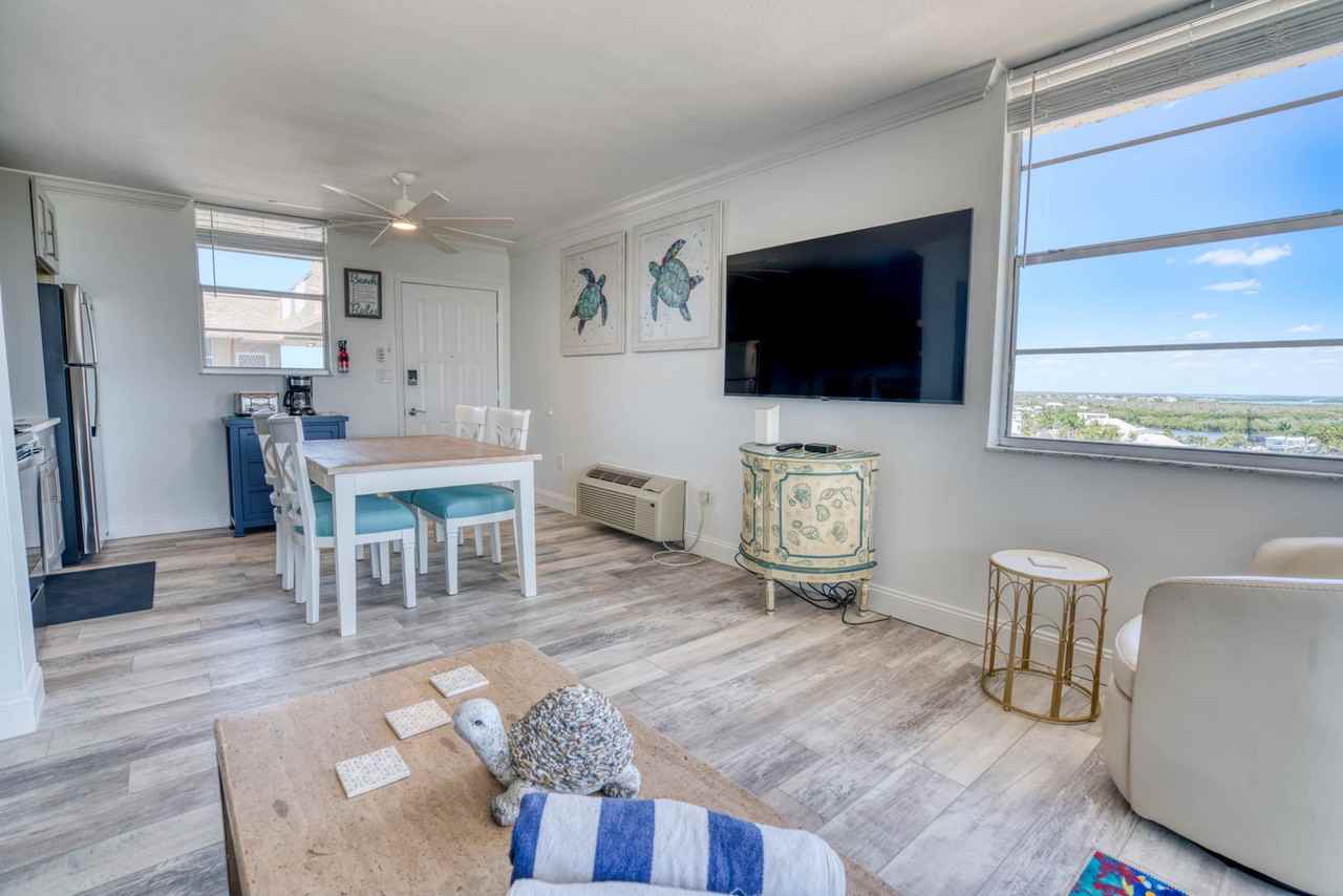 5800 Bonita Beach Road Southwest - Photo 3 of 33