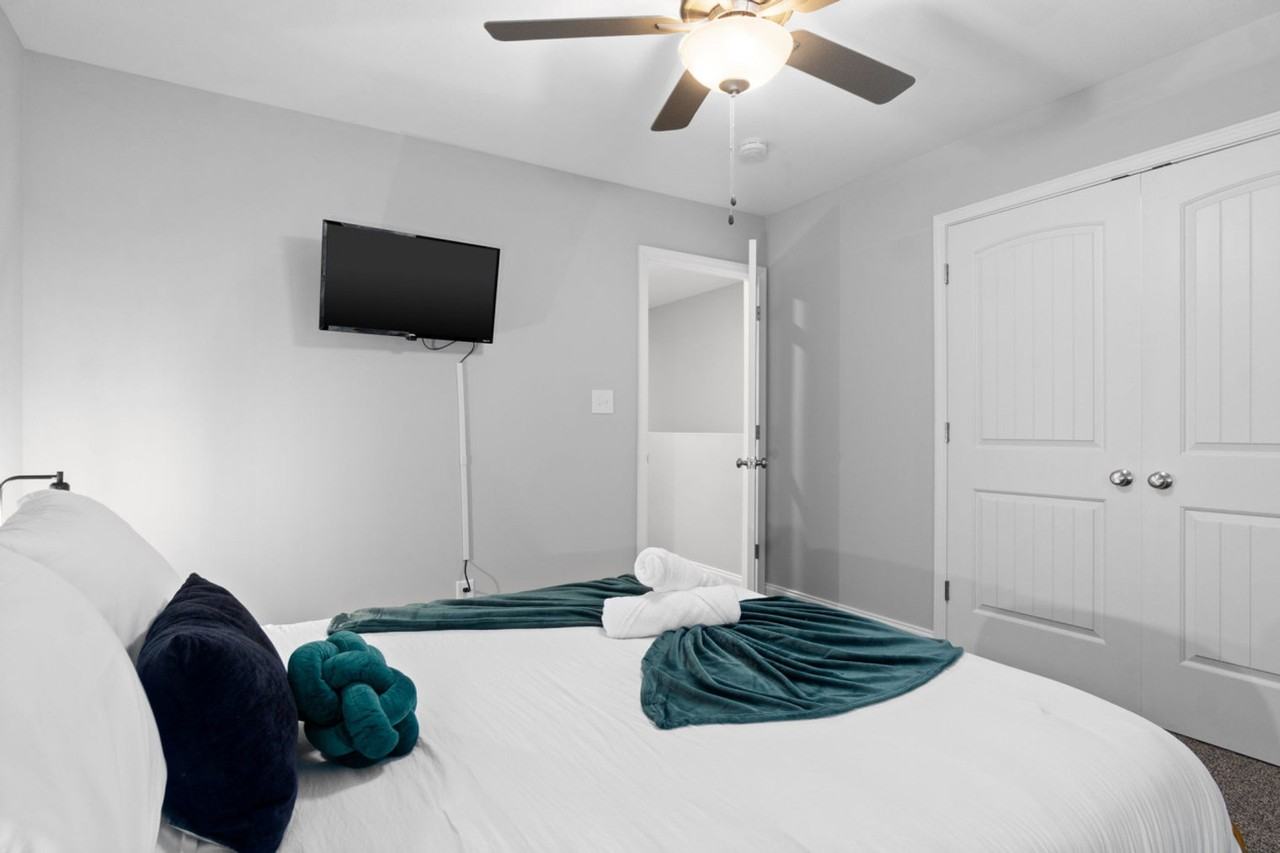 541 New South Dr #1234453P - Photo 4 of 36