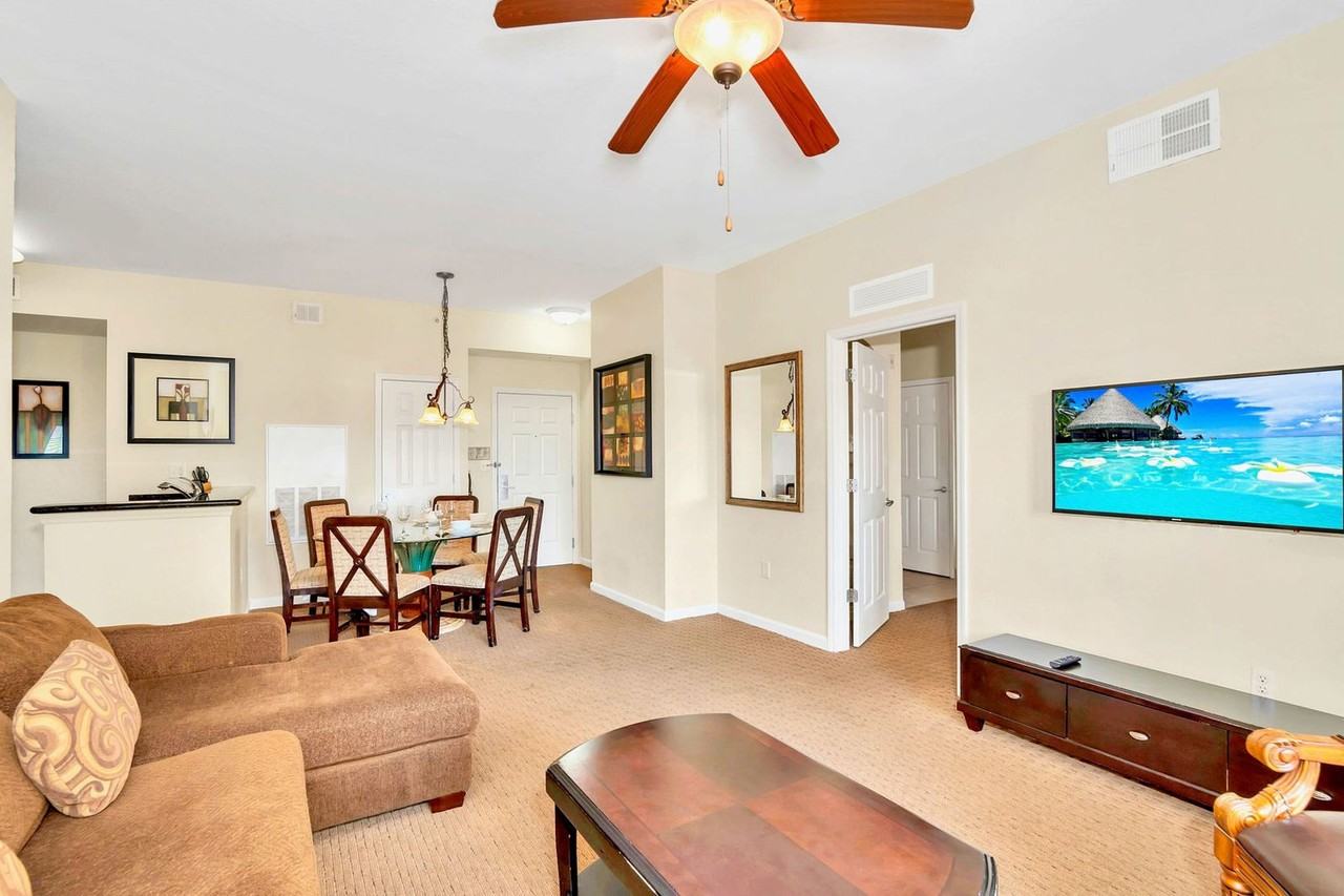 W Buena Vista Dr #1244626P - Photo 2 of 24