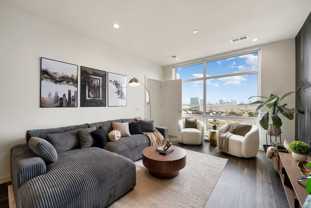 1122 W Chicago Ave - Photo 1 of 1