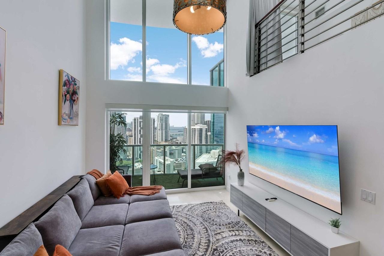 41 Se 5th St #1245242P - Photo 4 of 35