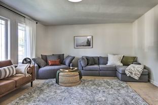 930 Canyon Ave - Photo 1 of 1