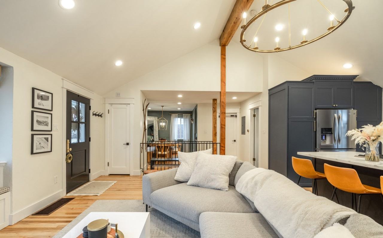 3045 S 1640 E #1249861P - Photo 3 of 50