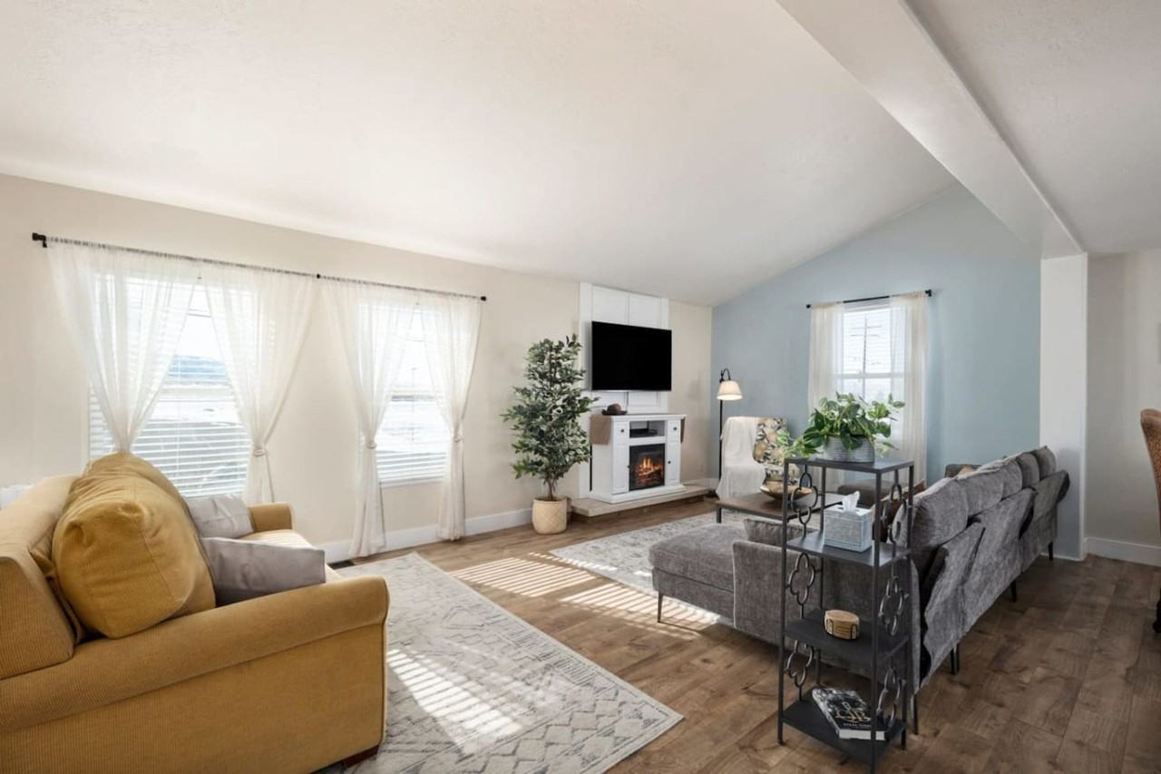 515 E 700 S #1249877P - Photo 5 of 25