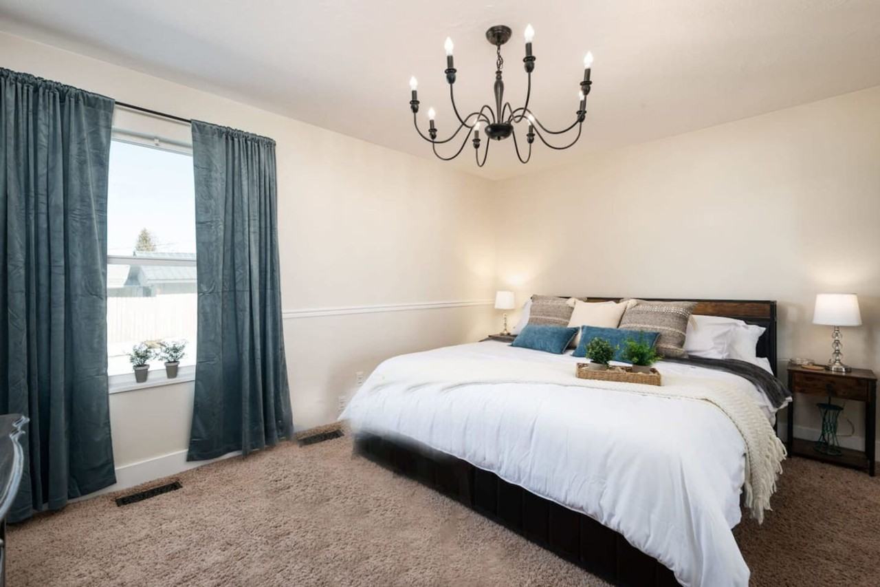 515 E 700 S #1249877P - Photo 3 of 25