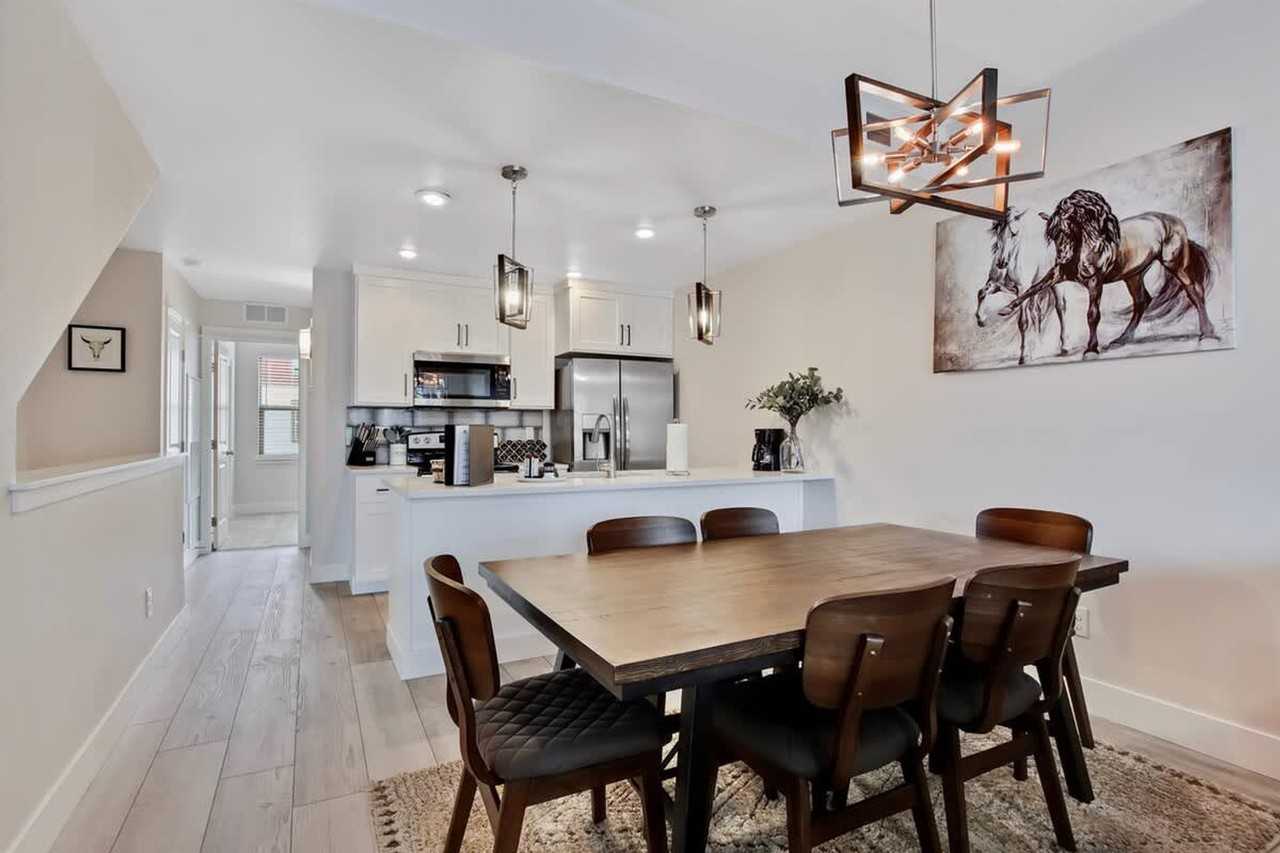 111 Broken Pine Ln #1250606P - Photo 6 of 41