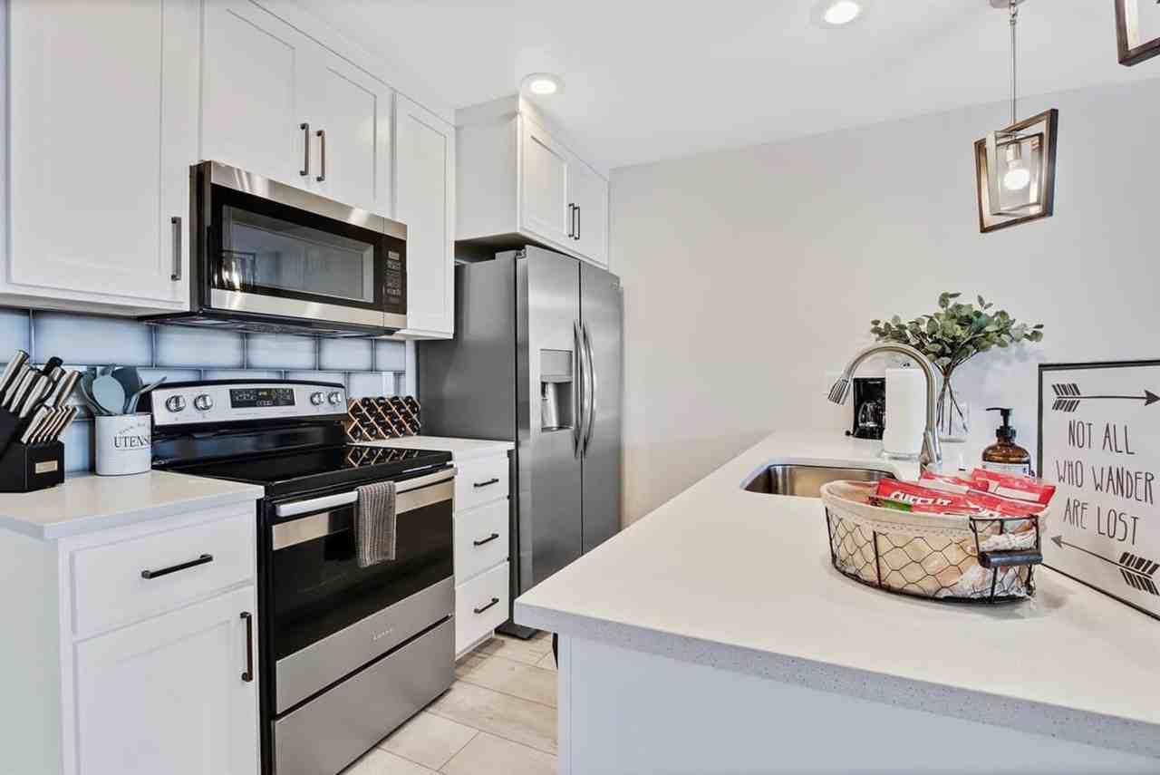 111 Broken Pine Ln #1250606P - Photo 7 of 41