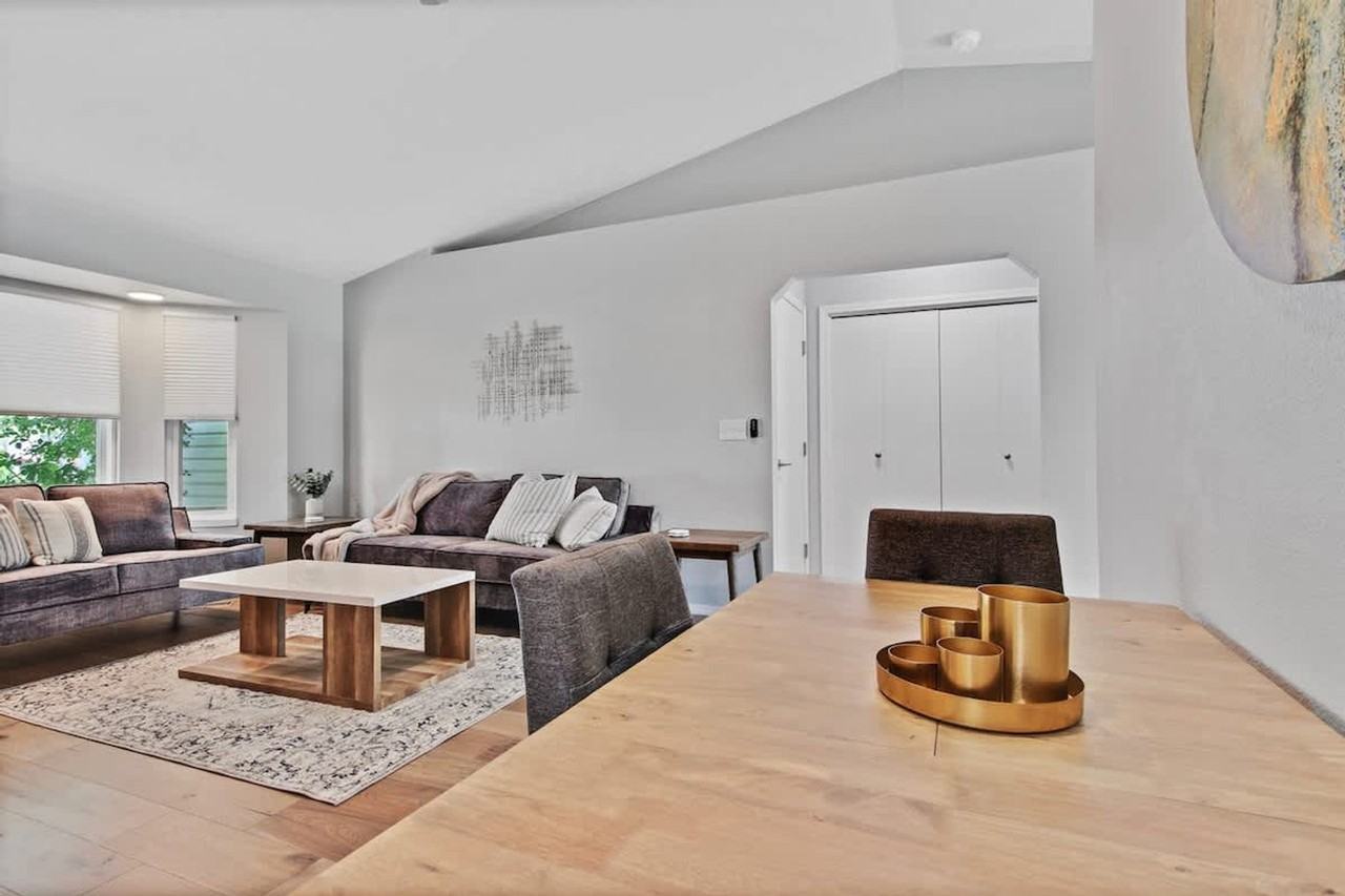 925 N Stonehenge Way #1250620P - Photo 4 of 50