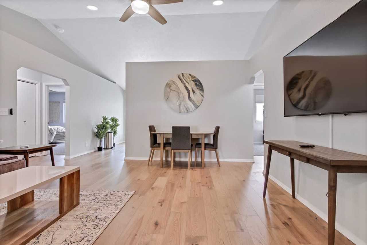 925 N Stonehenge Way #1250620P - Photo 5 of 50