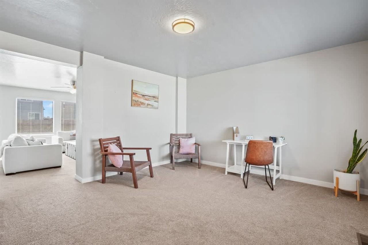 13671 Pensacola St #1250623P - Photo 4 of 40