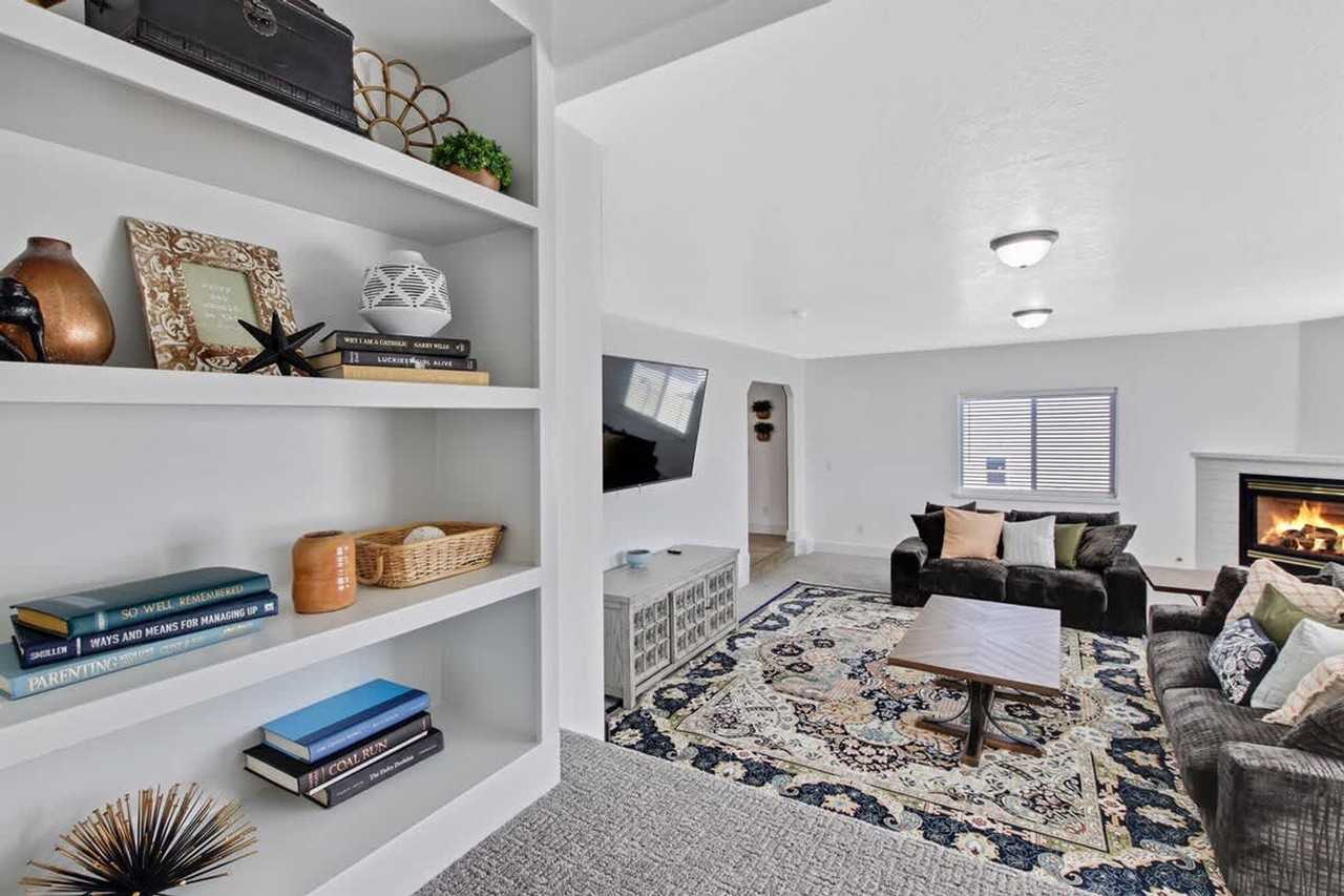 4611 S Merrivale Pl #1250632P - Photo 2 of 50