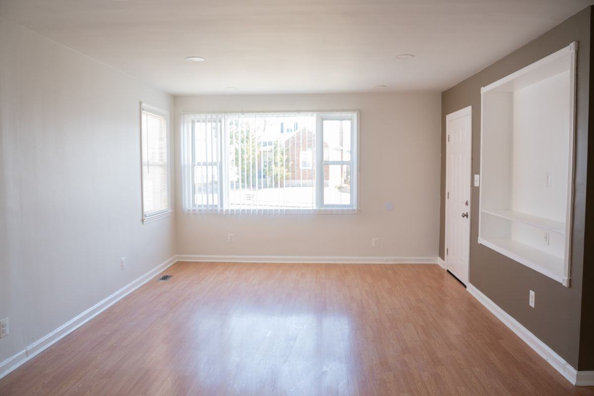 8204 Old Harford Rd - Photo 2 of 22