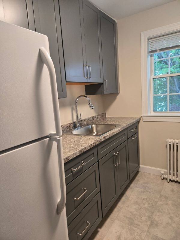 2107 5th St S ##3 - Photo 3 of 20