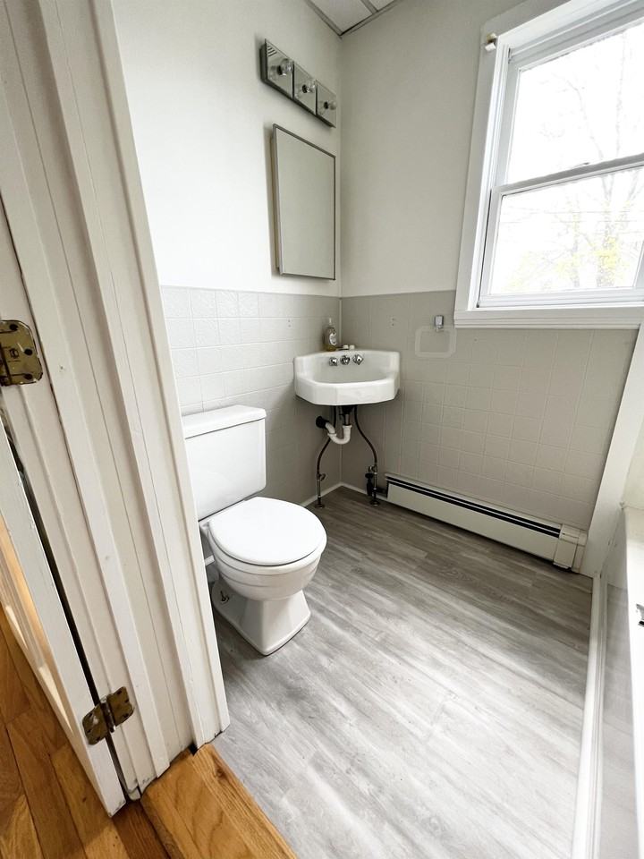 32 Berkeley Ave #1 - Photo 2 of 34
