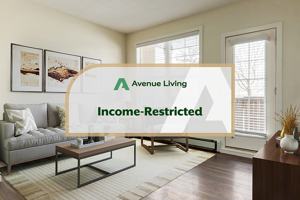 featured image of 4820 4812-4820 17 Ave Nw