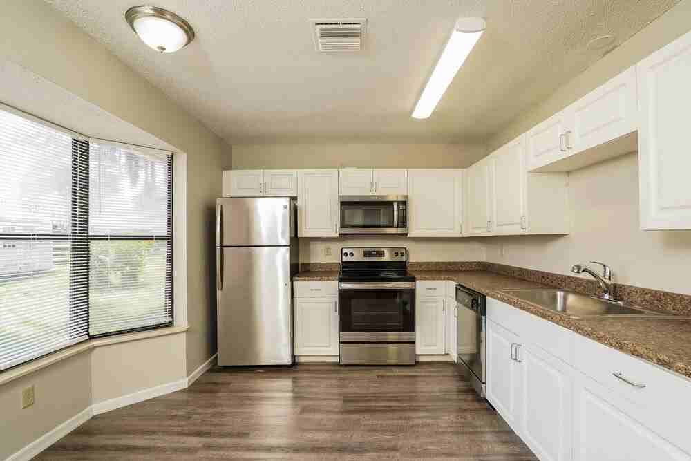6514 Flora Way - Photo 5 of 15