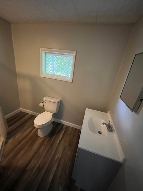 713 S 8th St - Photo 2 of 7