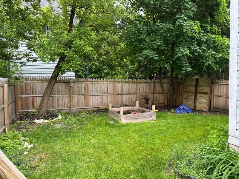 25 Elizabeth St #25 - Photo 2 of 10