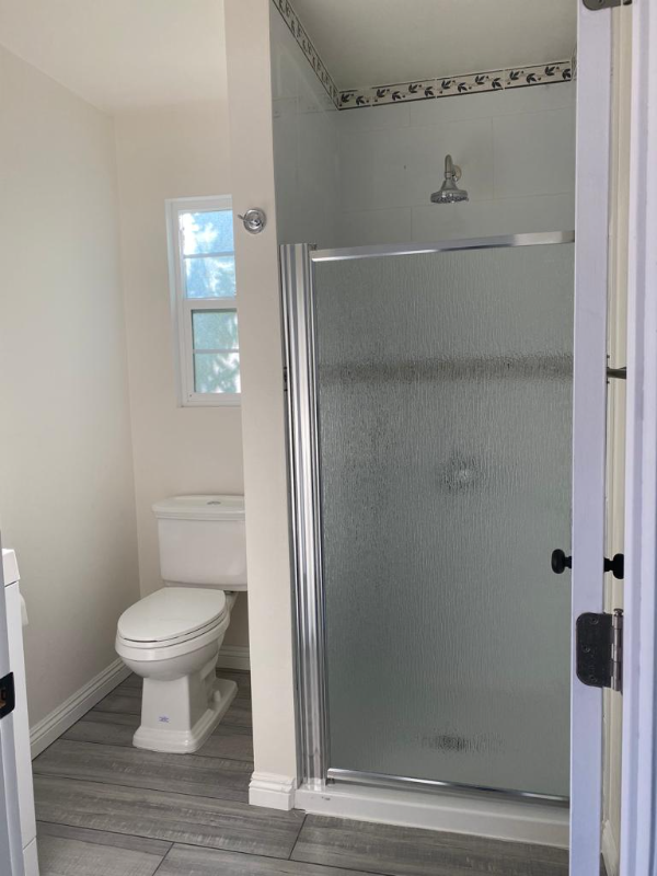 10947 Exposition Blvd - Photo 4 of 9