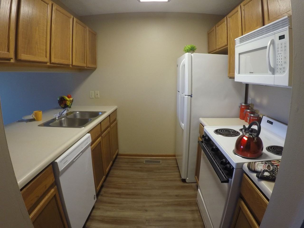 2912, 2916, 2918, 2920 Horizon Dr. - Photo 4 of 16