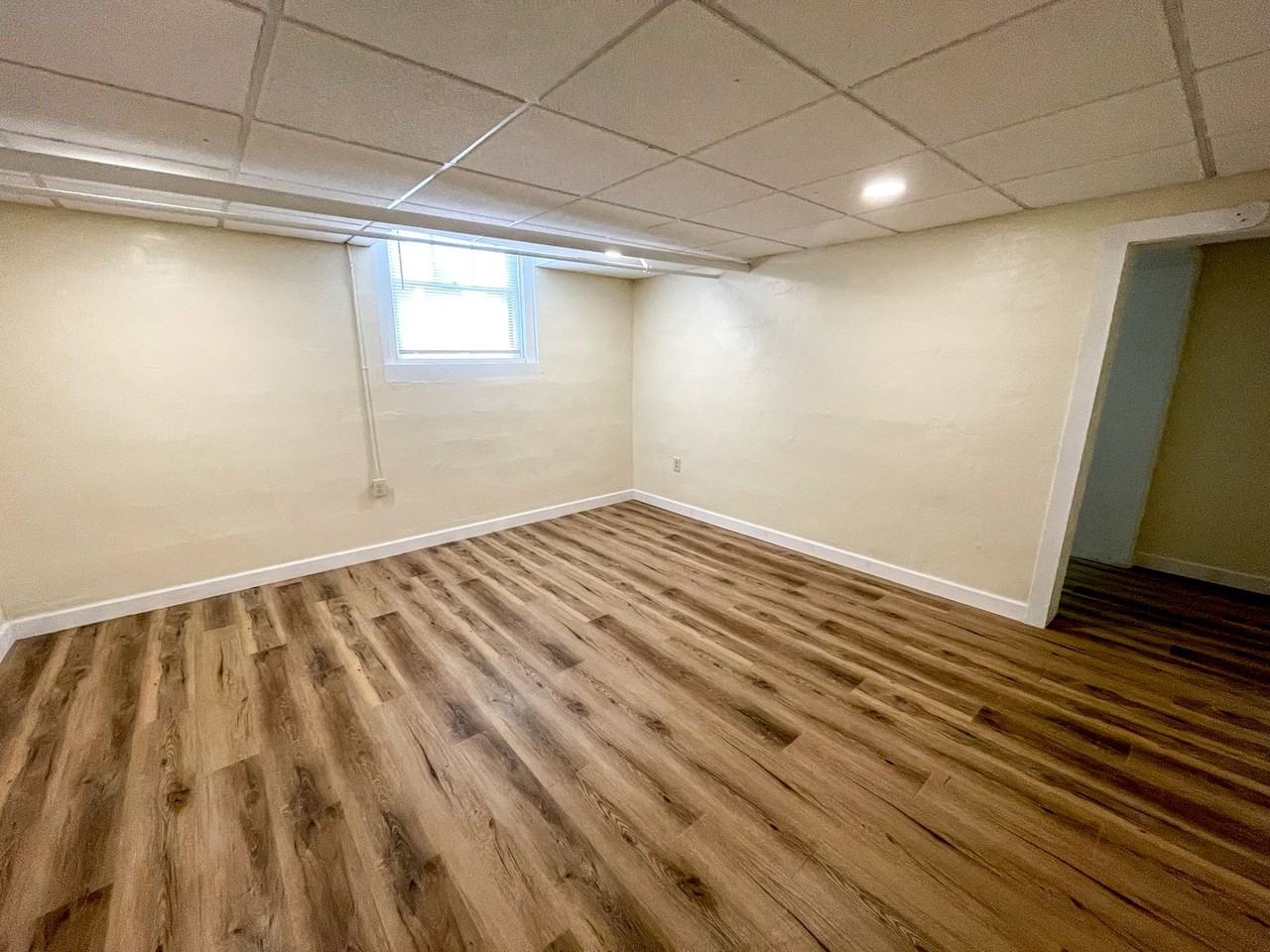 821 S 18th St - Photo 2 of 8